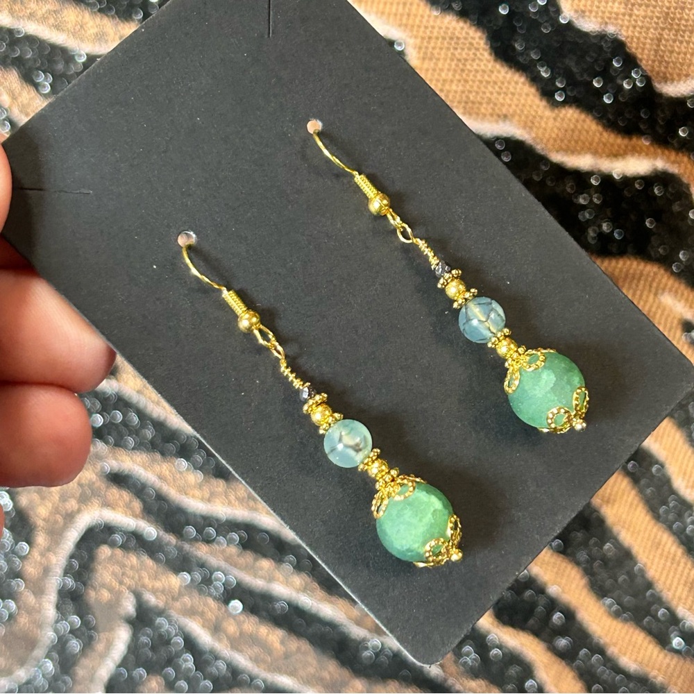 Handcrafted green crackle glass dragon vein agate faceted hematite earrings
